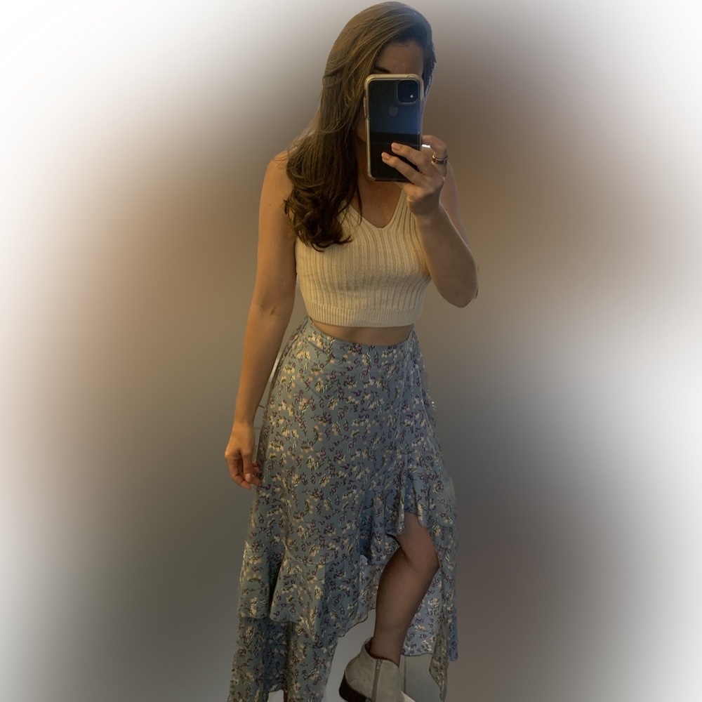 Lightweight Maxi Skirt with Slit